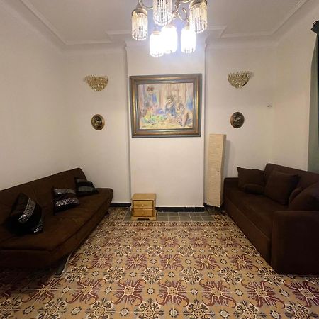 Appartement Dans Immeuble Haussmanien Algiers ภายนอก รูปภาพ
