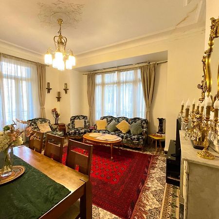 Appartement Dans Immeuble Haussmanien Algiers ภายนอก รูปภาพ