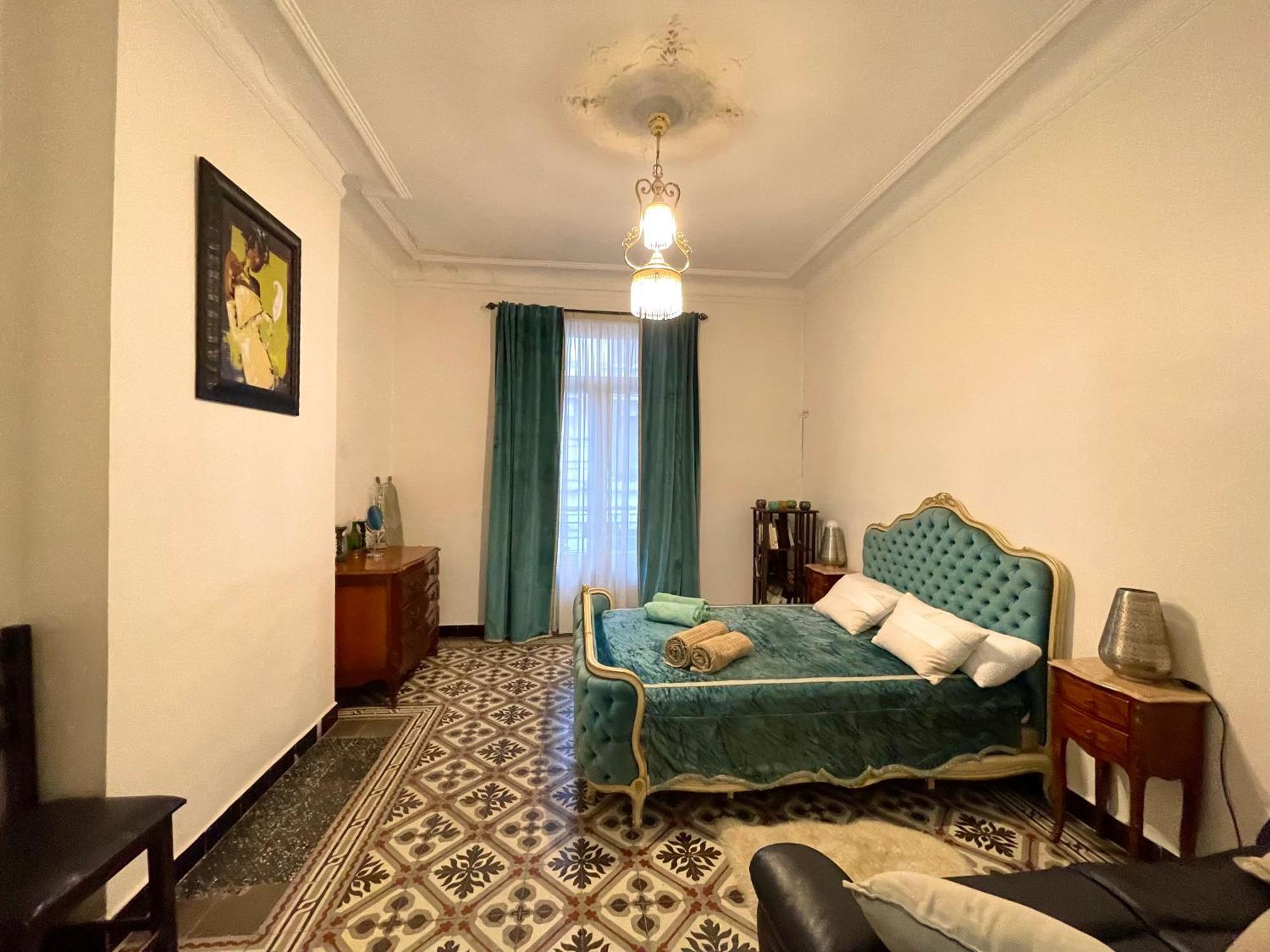 Appartement Dans Immeuble Haussmanien Algiers ภายนอก รูปภาพ