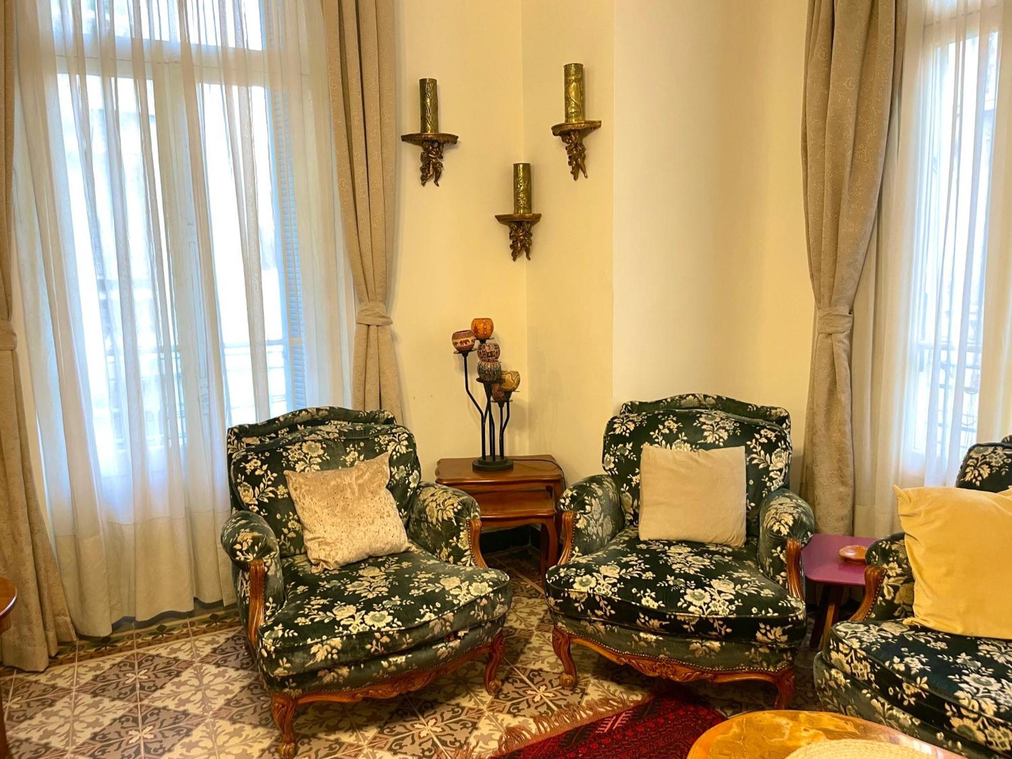 Appartement Dans Immeuble Haussmanien Algiers ภายนอก รูปภาพ